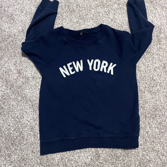 J.Crew “New York” Navy Crewneck Sweatshirt Small Preppy NYC Graphic Pullover - Picture 2 of 7